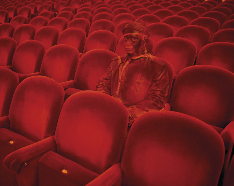 liu_bolin_teatro_alla_scala_photograph_2010